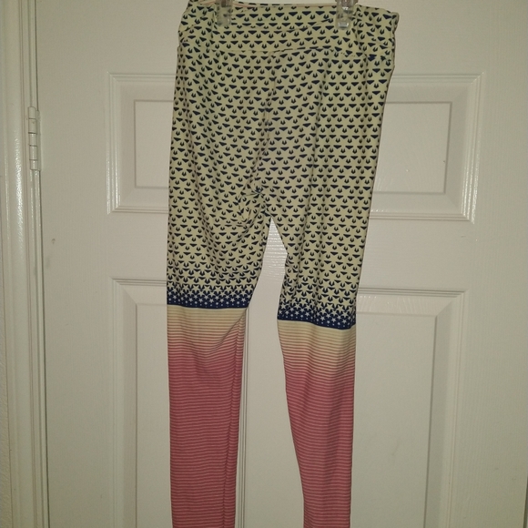 Luluroe Lot of 2 Leggings Women's sz One Size. - Picture 2 of 9